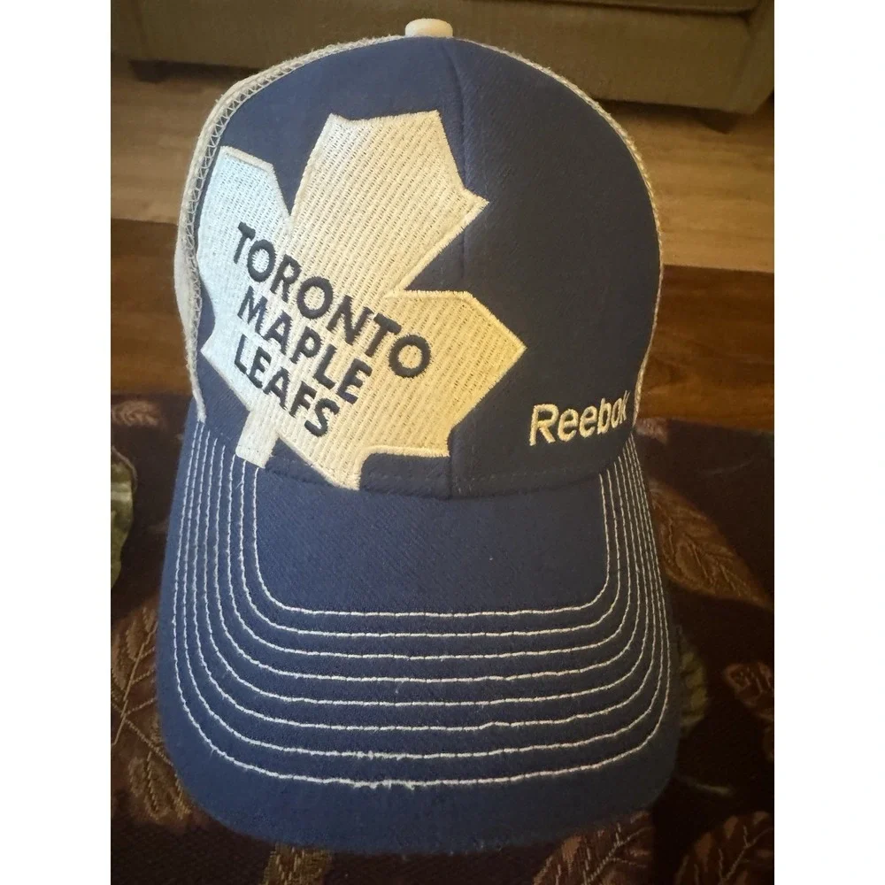 Reebok Toronto Maple‎ Leafs Hat Face Off S/M Blue White Mesh Stretch Hockey Cap